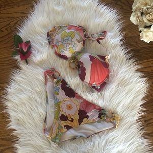 VS flower bikini
